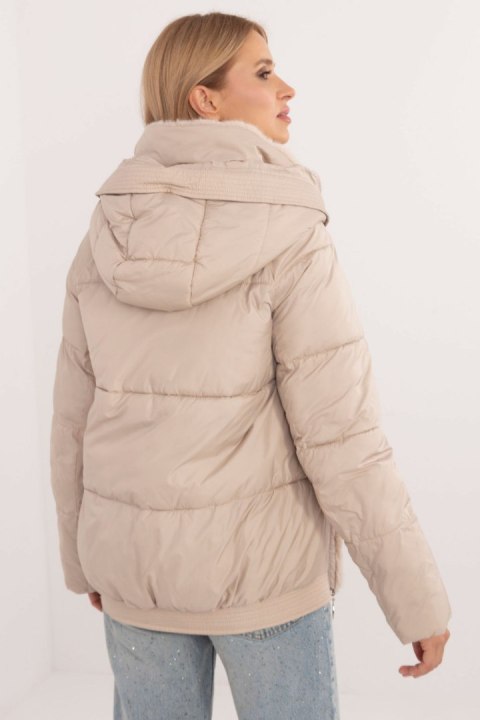 Kurtka Damska Model MBM-KR-2637.31P Beige - MBM Kurtka Damska Model MBM-KR-2637.31P Beige - MBM