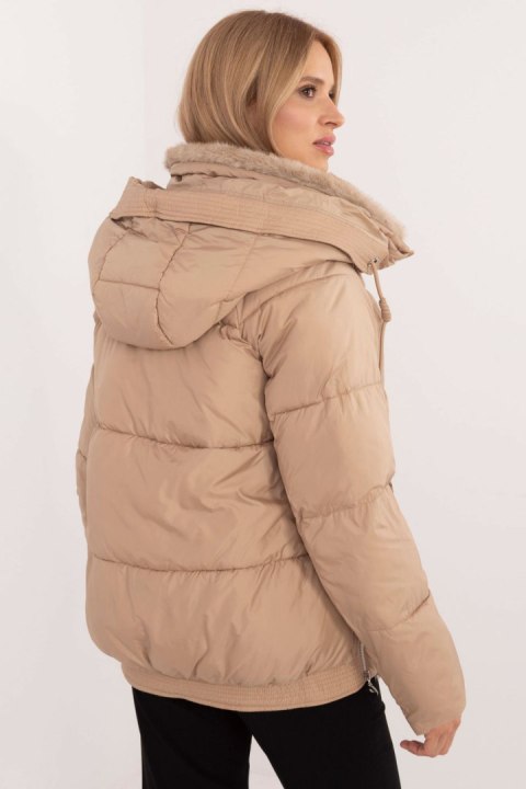 Kurtka Damska Model MBM-KR-2637.31P Camel - MBM Kurtka Damska Model MBM-KR-2637.31P Camel - MBM