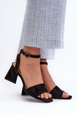 Sandały damskie Model Upttima 17328 Black - Step in style