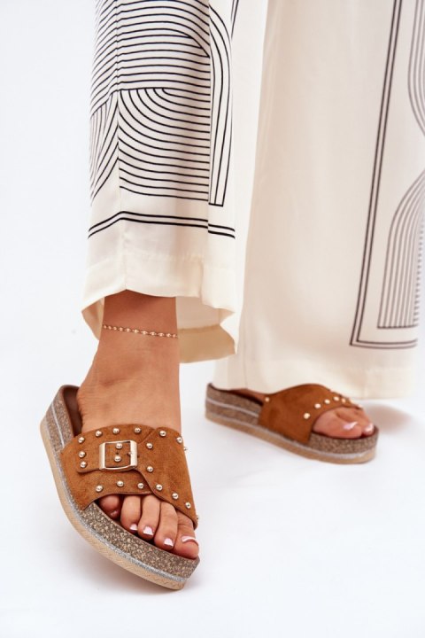 Klapki damskie Model Nusithia M550 Camel - Step in style Klapki damskie Model Nusithia M550 Camel - Step in style