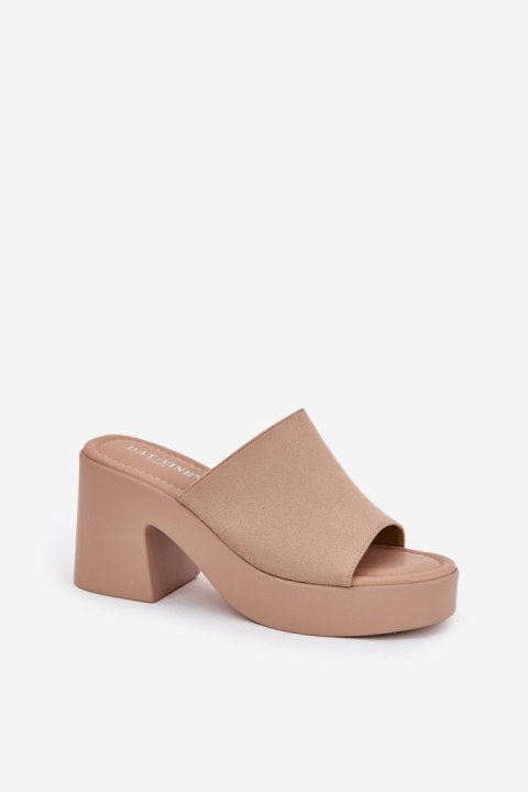Klapki damskie Model Omeisa 8338-273 Khaki - Step in style Klapki damskie Model Omeisa 8338-273 Khaki - Step in style