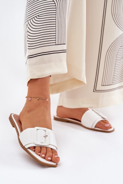 Klapki damskie Model Bamma RH18 White