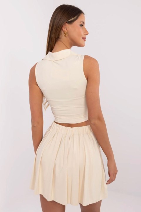 Komplet damski bluzka spódnica Model NM-KMPL-V7969.17P Light Beige - NM Komplet damski bluzka spódnica Model NM-KMPL-V7969.17P Light Beige - NM