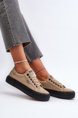 Trampki Model Lee Cooper LCW-24-31-2721 Beige