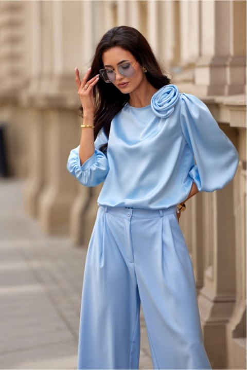 Bluzka damska Model Giana BLE BLU0178 Błękit - Roco Fashion Bluzka damska Model Giana BLE BLU0178 Błękit - Roco Fashion