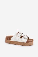 Klapki damskie Model Lee Cooper LCW-25-35-3496L White