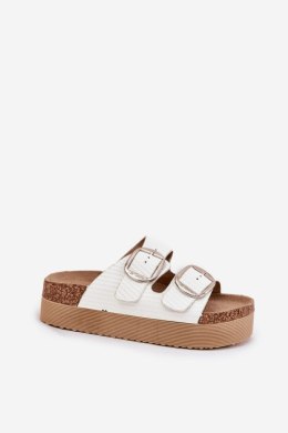 Klapki damskie Model Lee Cooper LCW-25-35-3496L White