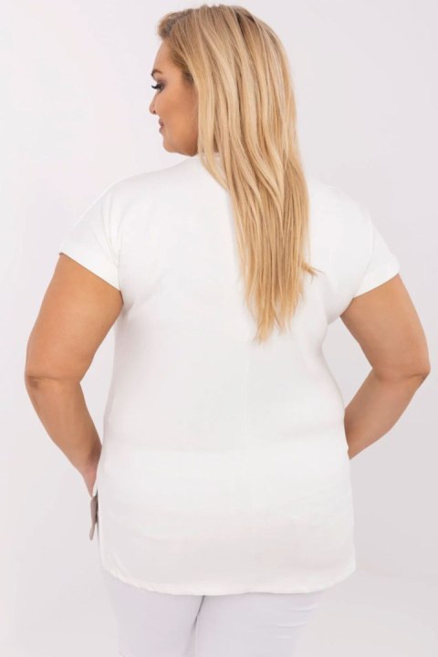 Bluzka damska Oversize Plus size Model RV-BZ-A625.84 Ecru - Relevance Bluzka damska Oversize Plus size Model RV-BZ-A625.84 Ecru - Relevance