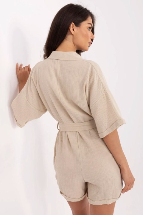 Kombinezon damski muślinowy krótki Model MI-KO-A2479.73 beżowy beige Kombinezon damski muślinowy krótki Model MI-KO-A2479.73 beżowy beige