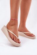 Klapki damskie Japonki Model Big Star RR274A551 Beige