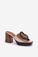 Sandał Klapki Model Amuria QQ221 Dark Beige - Step in style