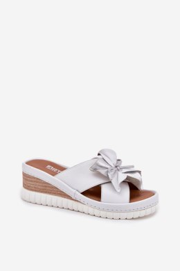 Klapki damskie Model Artiker 54C0538 White/Silver
