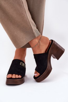 Klapki damskie Model Vinceza 17400 Black