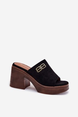 Klapki damskie Model Vinceza 17400 Black