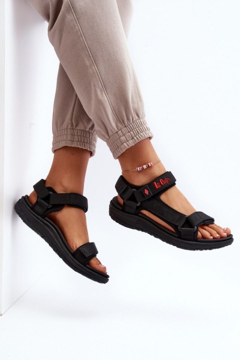 Sandały Model Lee Cooper LCW-24-34-2615 Black - Step in style Sandały Model Lee Cooper LCW-24-34-2615 Black - Step in style