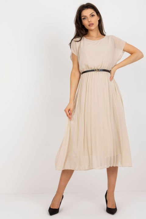 Sukienka Model DHJ-SK-8839-1.23X Beige - Italy Moda Sukienka Model DHJ-SK-8839-1.23X Beige - Italy Moda