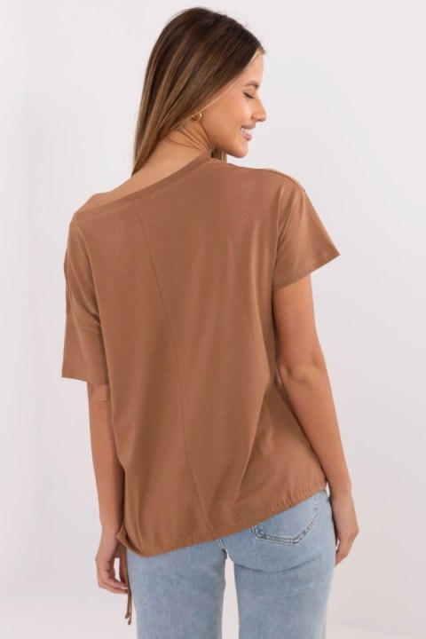 Bluzka T-shirt Damski Model CLM-TS-1017.03 Light Brown - Factory Price Bluzka T-shirt Damski Model CLM-TS-1017.03 Light Brown - Factory Price