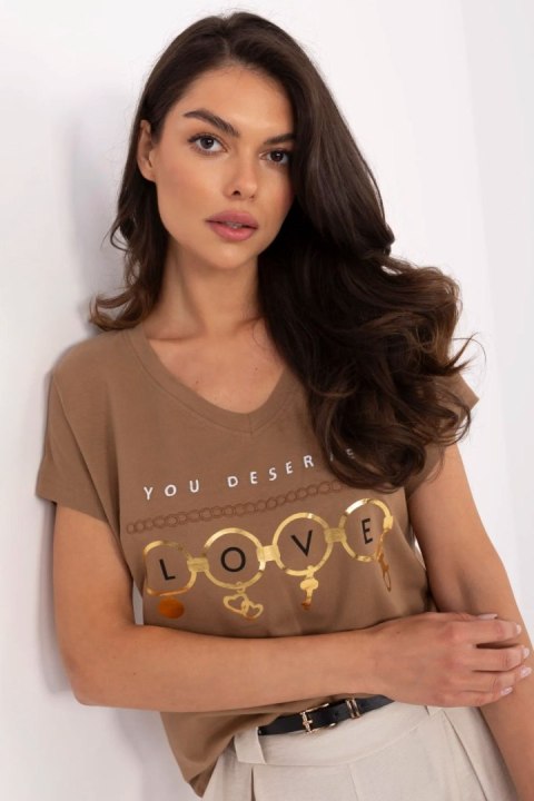 Bluzka T-shirt Damski Model CLM-TS-1729.86 Light Brown - Factory Price Bluzka T-shirt Damski Model CLM-TS-1729.86 Light Brown - Factory Price