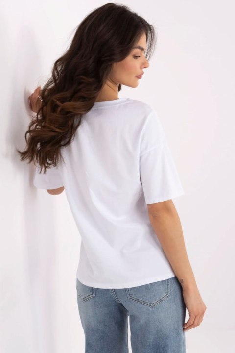 Bluzka damska T-shirt Model MI-TS-M3221-1.20P White - Italy Moda Bluzka damska T-shirt Model MI-TS-M3221-1.20P White - Italy Moda