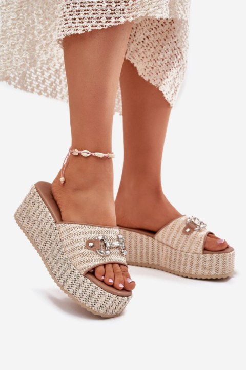 Klapki damskie Model Isolene 55-A08 beżowe beige Klapki damskie Model Isolene 55-A08 beżowe beige