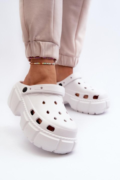 Klapki damskie Model Witima D205 białe white Klapki damskie Model Witima D205 białe white