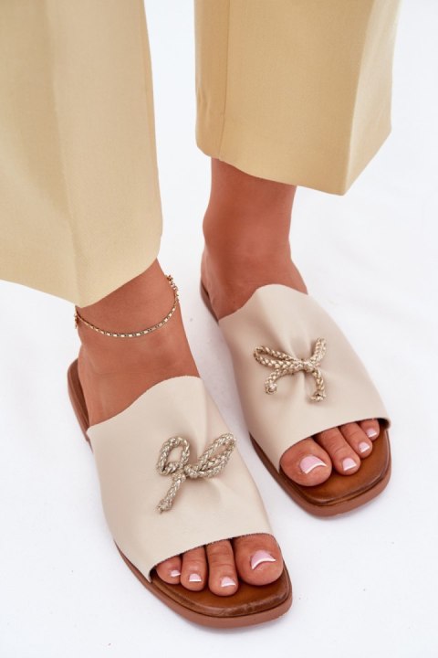 Klapki damskie Model Norela 25SD35-8781 Beige Klapki damskie Model Norela 25SD35-8781 Beige