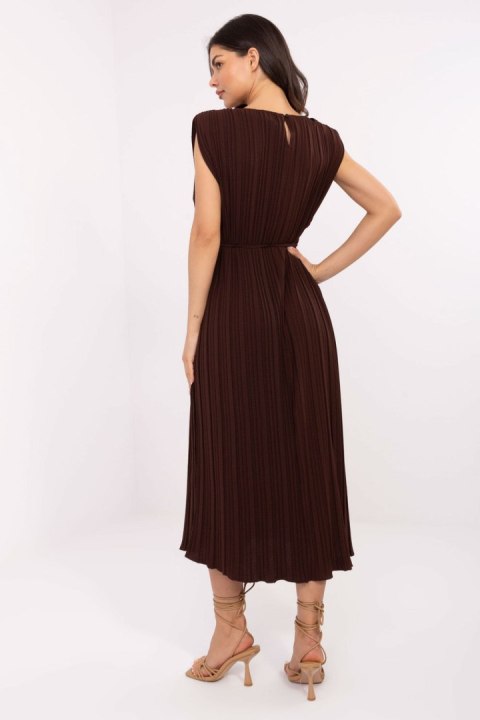 Sukienka damska Model DHJ-SK-19830.00 Dark Brown - Italy Moda Sukienka damska Model DHJ-SK-19830.00 Dark Brown - Italy Moda