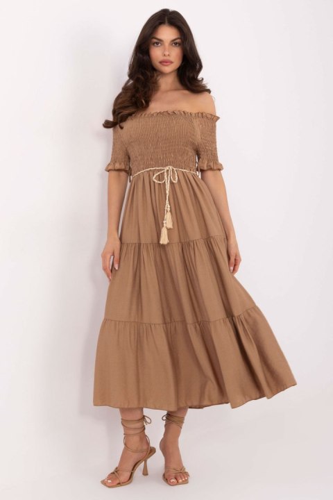 Sukienka damska Model MI-SK-A2609.96 Camel - Italy Moda Sukienka damska Model MI-SK-A2609.96 Camel - Italy Moda