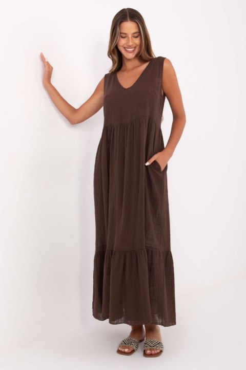 Sukienka damska Model TW-SK-BI-28007.63 Dark Brown - Och Bella Sukienka damska Model TW-SK-BI-28007.63 Dark Brown - Och Bella
