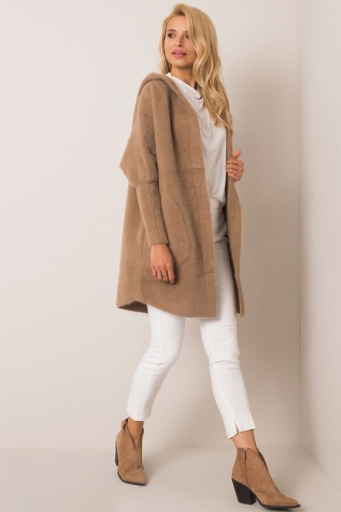 Płaszcz Damski Kurtka Alpaka Model MBM-PL-1518.95P Dark Beige - MBM Płaszcz Damski Kurtka Alpaka Model MBM-PL-1518.95P Dark Beige - MBM