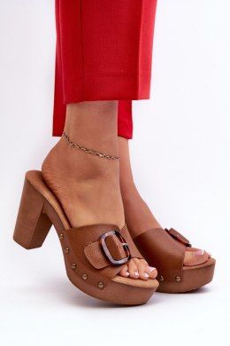 Klapki damskie Model Betinna 832316 Brown