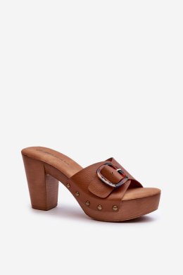 Klapki damskie Model Betinna 832316 Brown