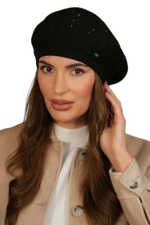 PIWONIA cekinowy beret z wkładem z miękkiego polaru kolor czarny z czarnym cekinem - Kamea PIWONIA cekinowy beret z wkładem z miękkiego polaru kolor czarny z czarnym cekinem - Kamea