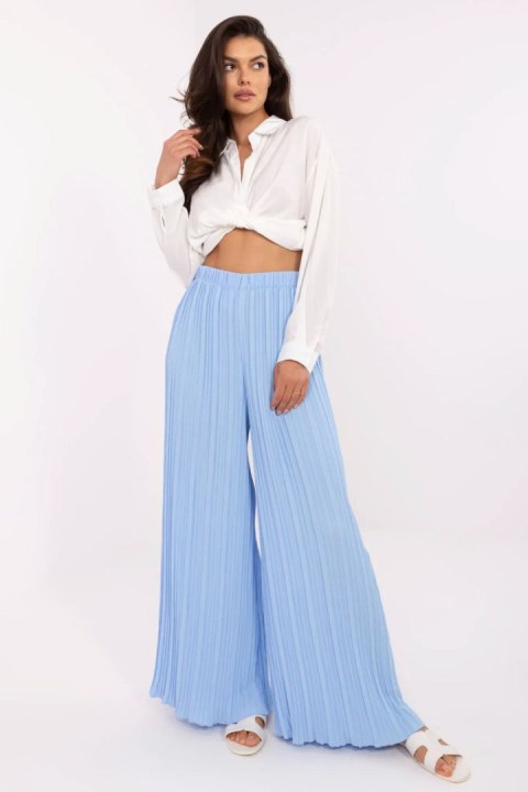 Spodnie Damskie Model MI-SP-A2432.71 Light Blue - Italy Moda Spodnie Damskie Model MI-SP-A2432.71 Light Blue - Italy Moda