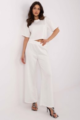 Komplet damski Model DHJ-KMPL-20596.02 Ecru - Italy Moda