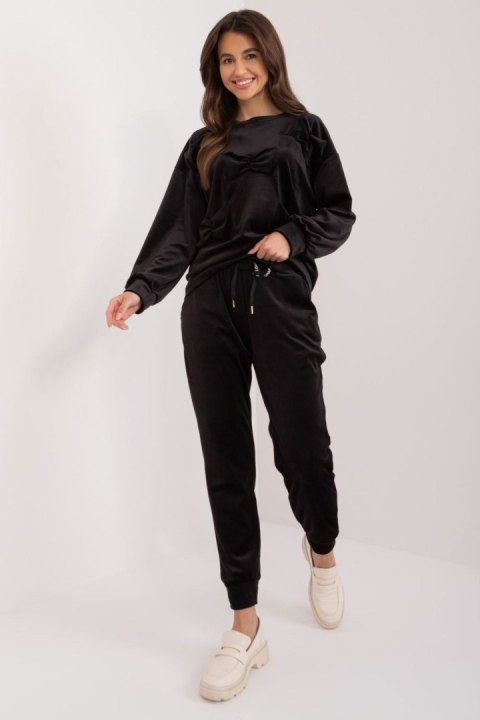 Komplet damski Model DHJ-KMPL-8850.68 Black - Italy Moda Komplet damski Model DHJ-KMPL-8850.68 Black - Italy Moda