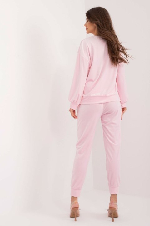 Komplet damski Model DHJ-KMPL-8850.68 Light Pink - Italy Moda Komplet damski Model DHJ-KMPL-8850.68 Light Pink - Italy Moda