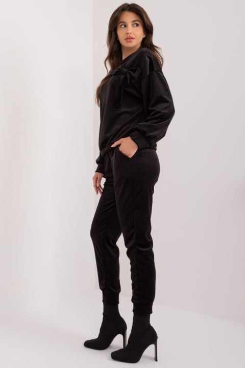 Komplet damski Model DHJ-KMPL-8870.59 Black - Italy Moda Komplet damski Model DHJ-KMPL-8870.59 Black - Italy Moda