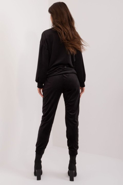 Komplet damski Model DHJ-KMPL-8870.59 Black - Italy Moda Komplet damski Model DHJ-KMPL-8870.59 Black - Italy Moda