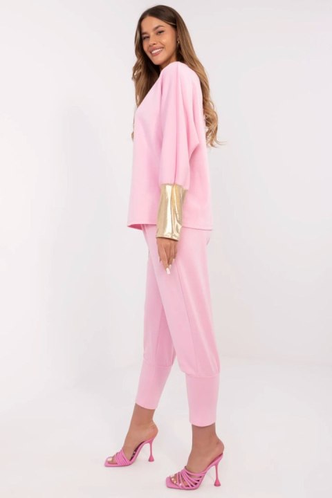 Komplet damski Model DHJ-KMPL-9311.97 Light Pink - Italy Moda Komplet damski Model DHJ-KMPL-9311.97 Light Pink - Italy Moda
