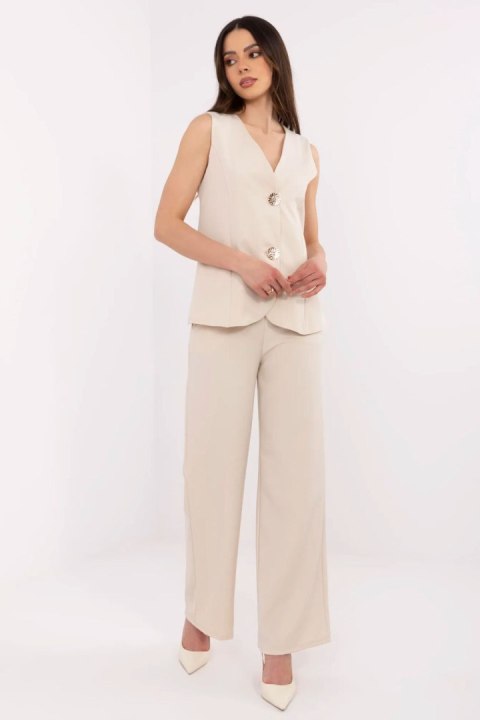 Komplet damski Model MI-KMPL-C322.68 Beige - Italy Moda Komplet damski Model MI-KMPL-C322.68 Beige - Italy Moda