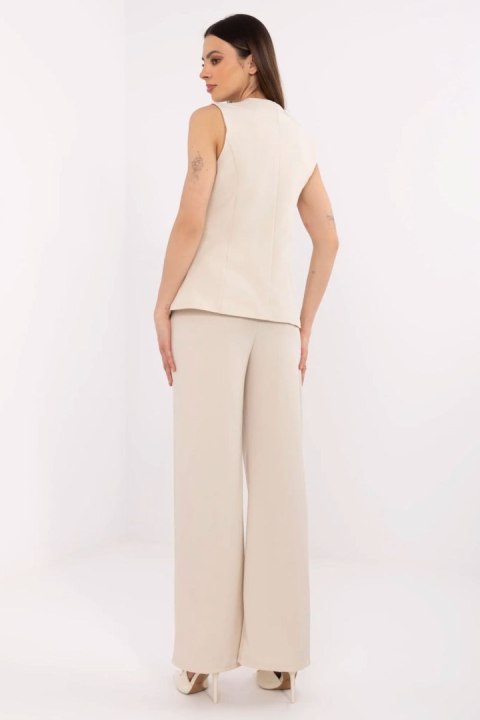 Komplet damski Model MI-KMPL-C322.68 Beige - Italy Moda Komplet damski Model MI-KMPL-C322.68 Beige - Italy Moda