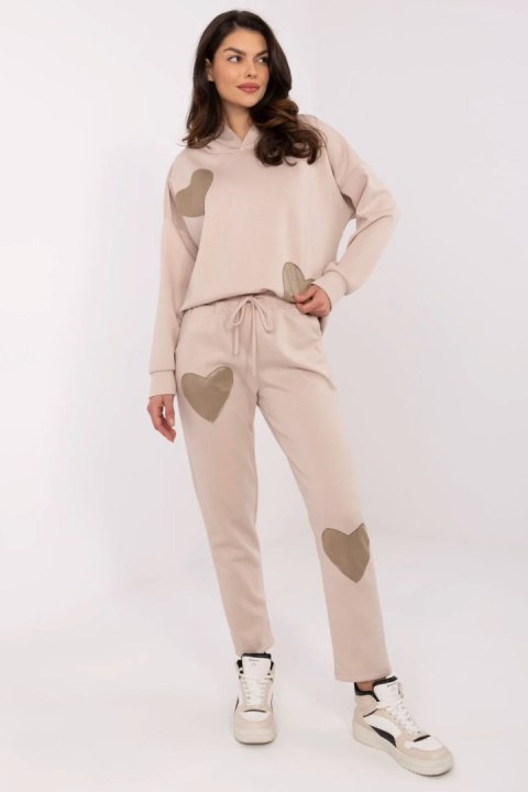 Komplet damski Model MI-KMPL-M61431.68P Beige - Italy Moda Komplet damski Model MI-KMPL-M61431.68P Beige - Italy Moda
