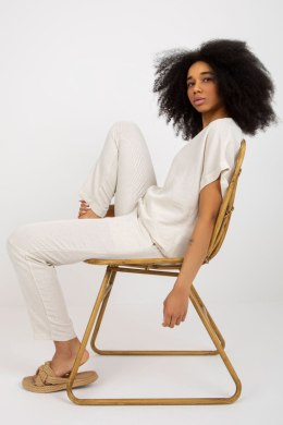 Komplet damski Model WN-KMPL-VE41/42.05 Light Beige - Rue Paris