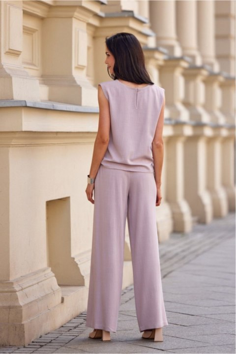 Spodnie Damskie Model Malmo ROZ SPD043 Pink - Roco Fashion Spodnie Damskie Model Malmo ROZ SPD043 Pink - Roco Fashion
