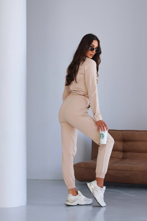 Komplet damski dres Model Milano 191158528 Beige - LaBalancia Komplet damski dres Model Milano 191158528 Beige - LaBalancia