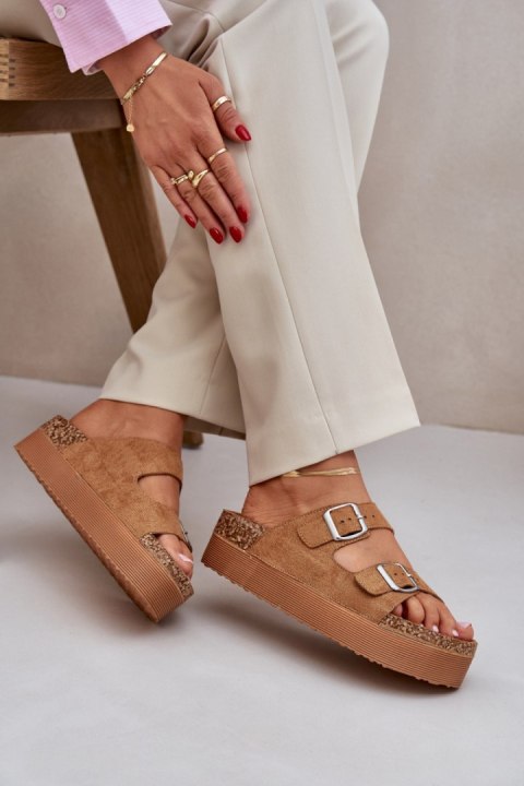 Klapki damskie Model Aramia 24SD21-7310 Camel - Step in style Klapki damskie Model Aramia 24SD21-7310 Camel - Step in style