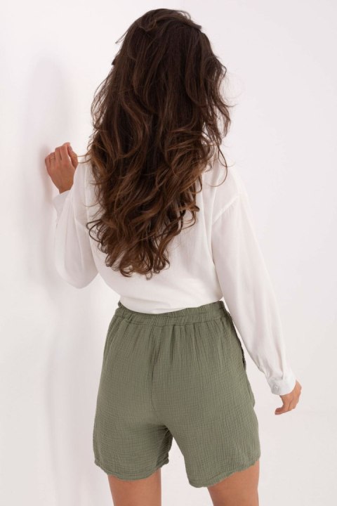 Szorty Damskie Model MO-SN-9717.95 Khaki - Italy Moda Szorty Damskie Model MO-SN-9717.95 Khaki - Italy Moda