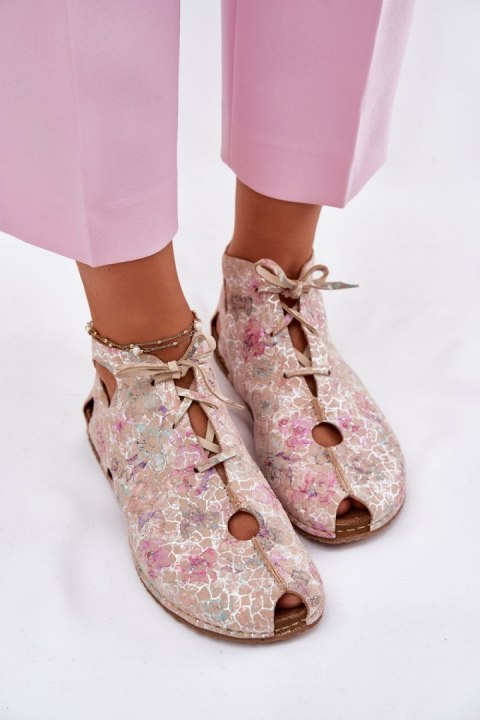 Botki Model Maciejka 03426-48 Beige Flowers Botki Model Maciejka 03426-48 Beige Flowers