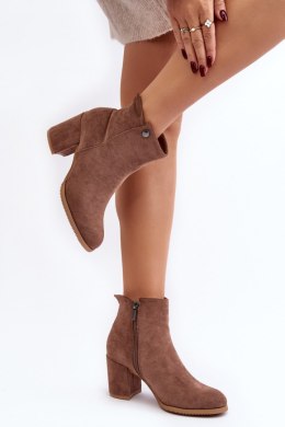 Botki Model Selela 23ZSSQ6936-11 Brown 